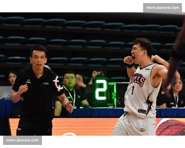 香港金牛三外援合砍 59 分掀翻长沙勇胜，NBL 揭幕战主场奏响卫冕强音